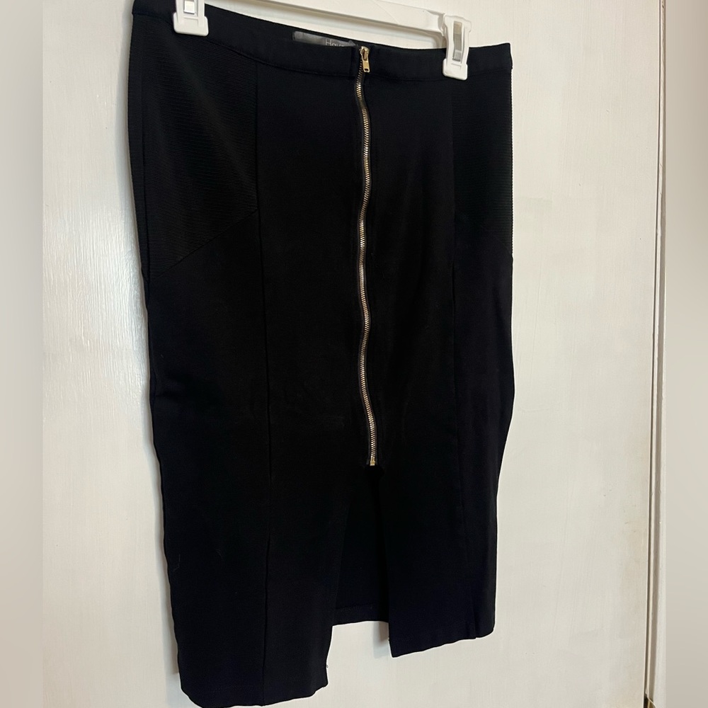 Zipper pencil skirt